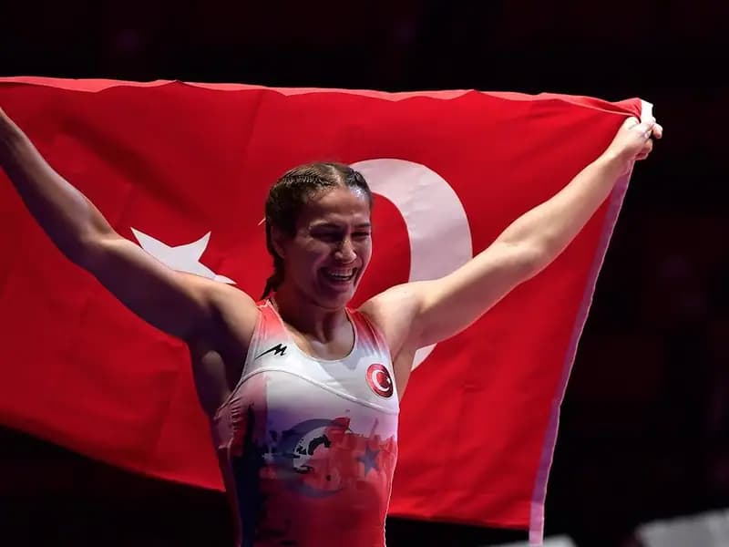 Dünyanın En İyi Kadın Güreşçisi Buse Tosun Çavuşoğlu Seçildi
