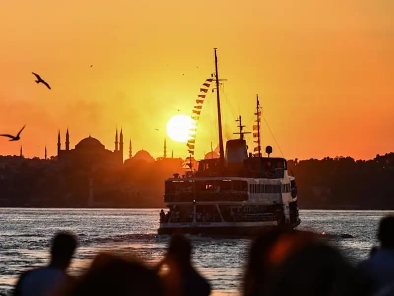 Türkiye turizm gelirinde yeni bir rekora imza attı
