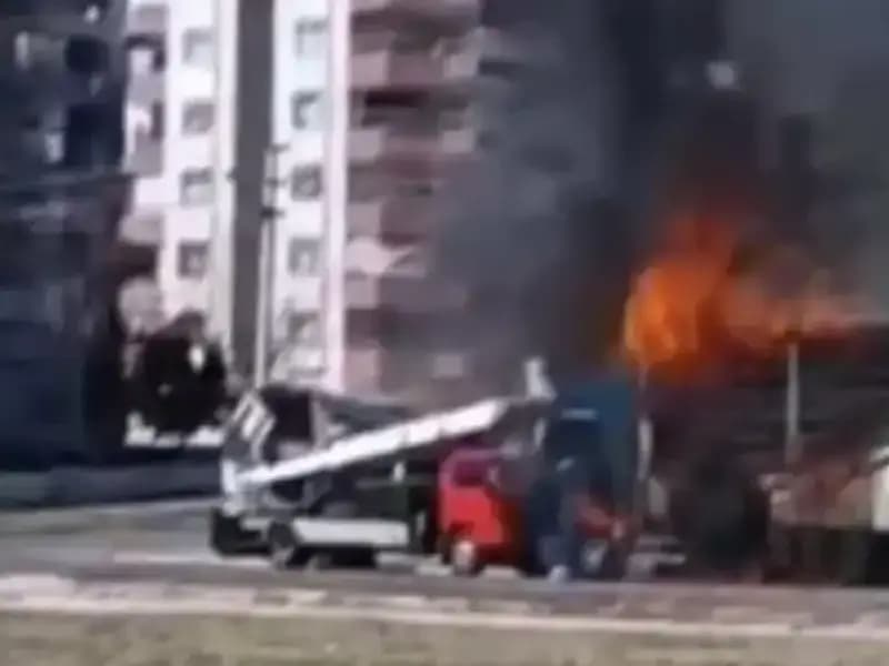 TIR Yangını: Yolda Korku Dolu Anlar ve Küle Dönüşen Araç