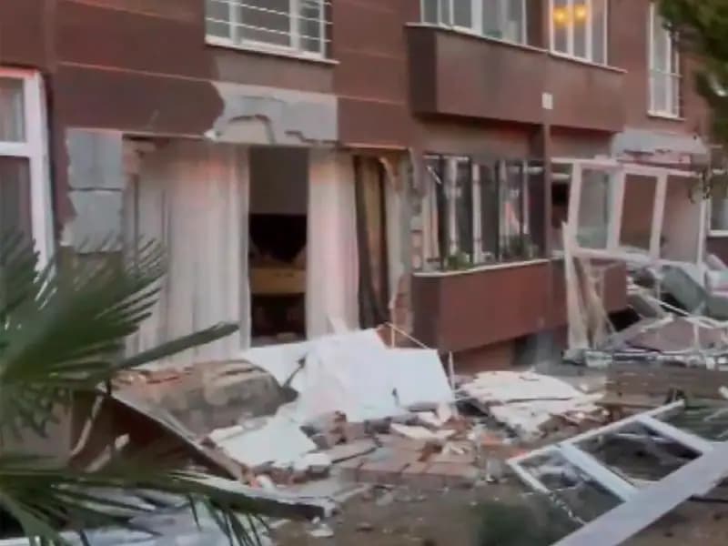 İstanbul'daki Apartmanda Patlama: 1 Kişi Hayatını Kaybetti