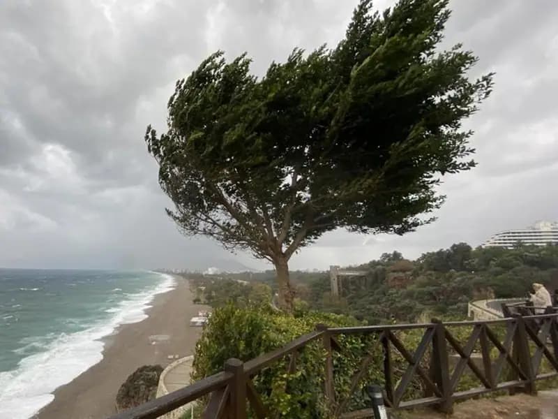 Orta Karadeniz'de Fırtına Uyarısı