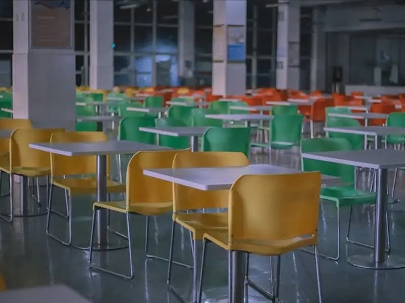 İstanbul'da Öğrencilere Aylık 2 Bin TL Kantin Kartı Desteği