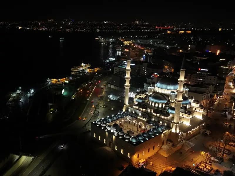 Miraç Kandili Coşkusu Bugün Başlıyor