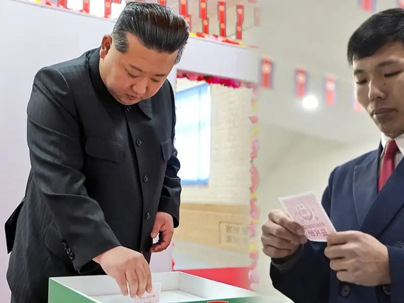Kuzey Kore Seçimlerinde Kim Jong Un'un Yüzde 99.93 Oy Oranı