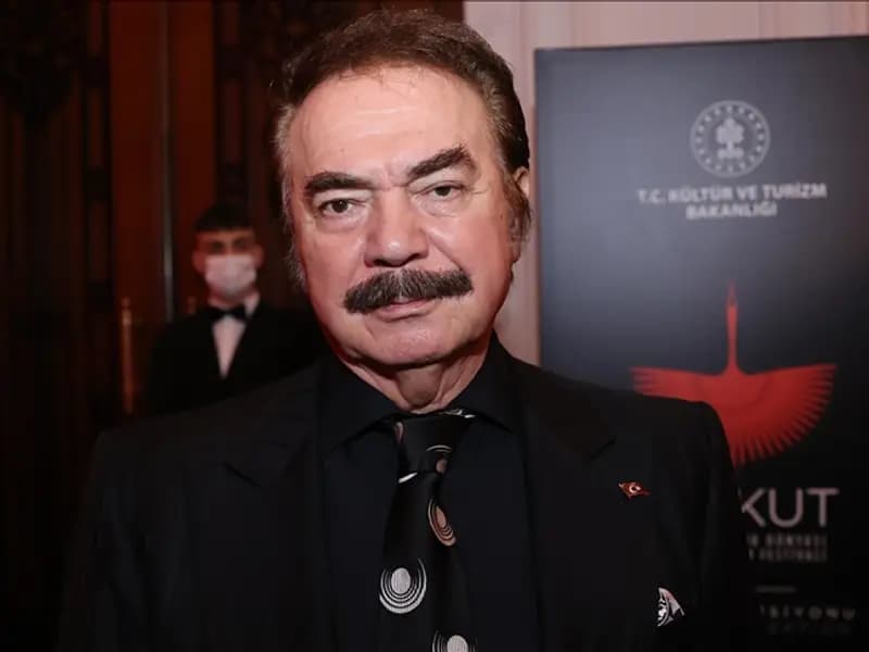 Usta Sanatçı Orhan Gencebay, Yüksek Ateşle Hastaneye Yatırıldı