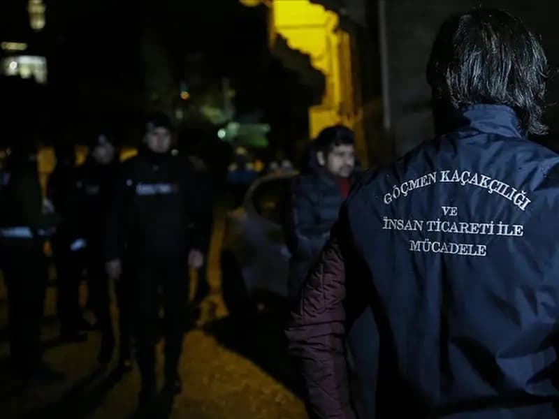 İstanbul'da Sahte Banka Hesap Dökümleriyle 13 Gözaltı