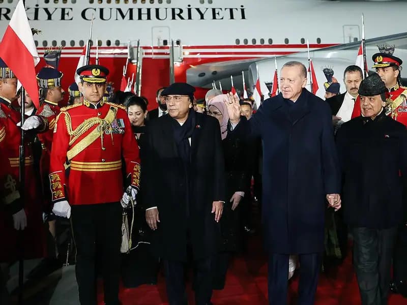Cumhurbaşkanı Erdoğan Pakistan'ı Ziyaret Etti