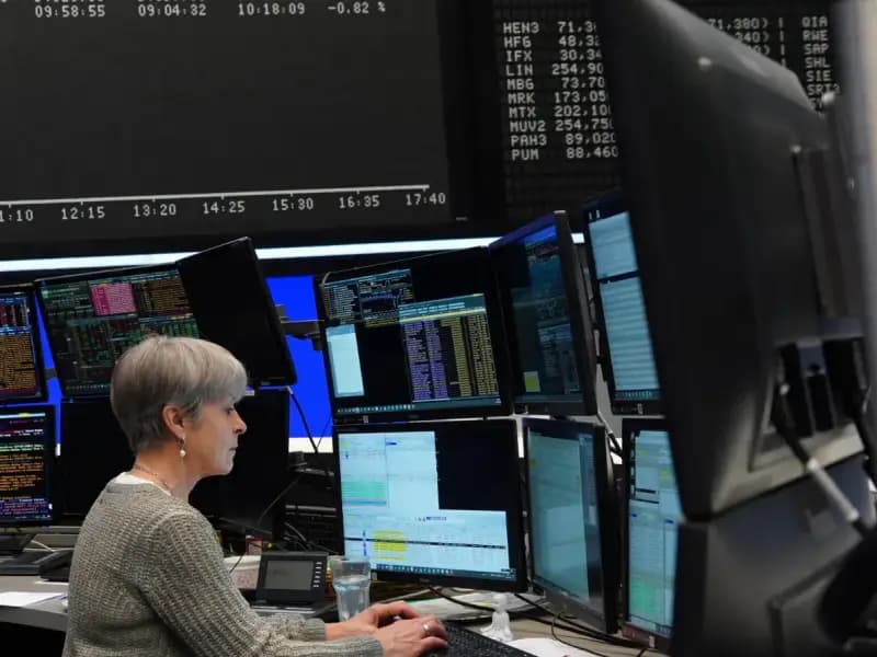 Avrupa Borsalarında Karışık Seyir: Piyasalarda Belirsizlik Hâkim