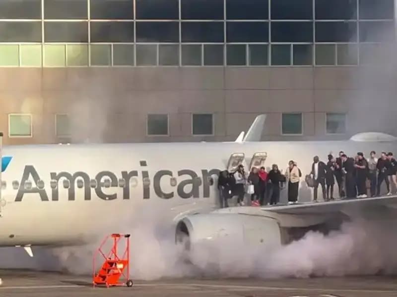 ABD’de Yolcu Uçağında Dehşet Anları: İniş Sonrası Alevler İçinde Kalan Yolcular