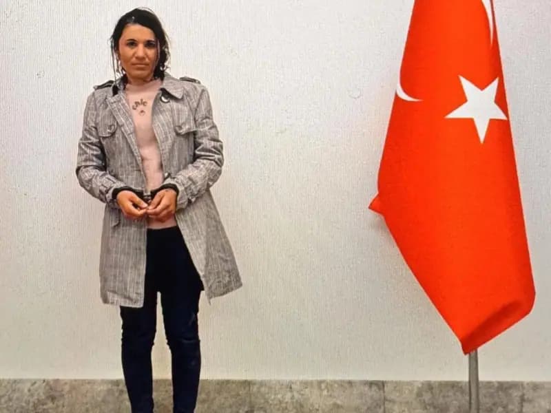 Terörist İkna Edilerek Teslim Oldu