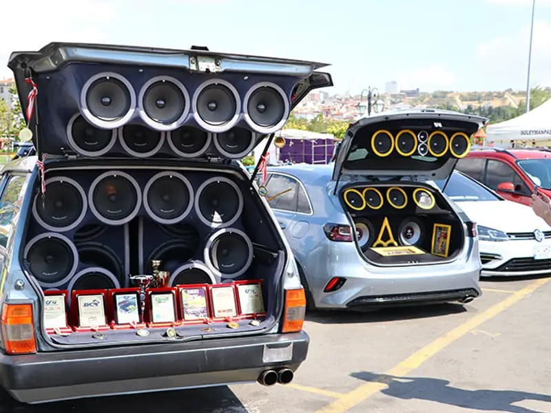 Modifiye Araçlar İçin Yeni Düzenleme Yolda: İçişleri Bakanı Açıklama Yaptı