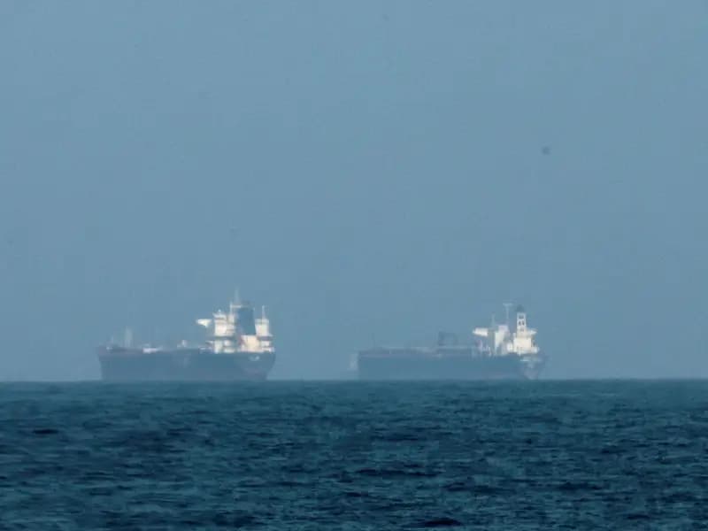 Hürmüz Boğazı'nda Denizcilerin Tehlikeli Mesajları Ortaya Çıktı