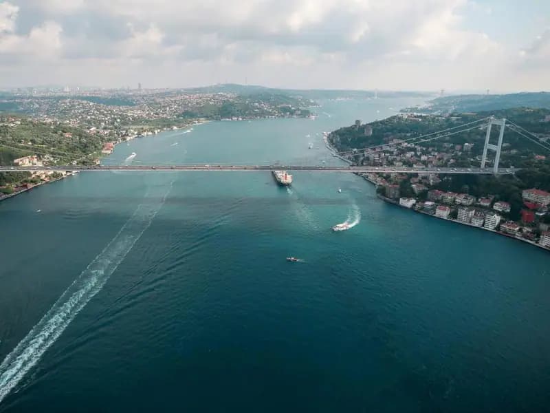İstanbul Boğazı'nda Gemi Trafiği Normalleşti