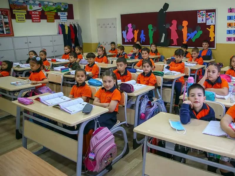 İstanbul'da Okullar Yarın Tatil Edilecek