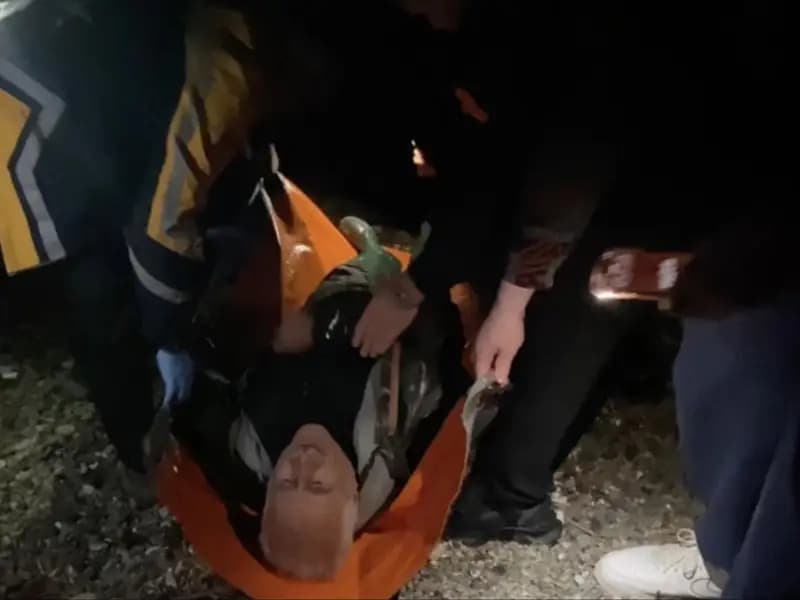 Bursa'da Kayık Battı: Baba ve Oğlu Zor Anlar Yaşadı