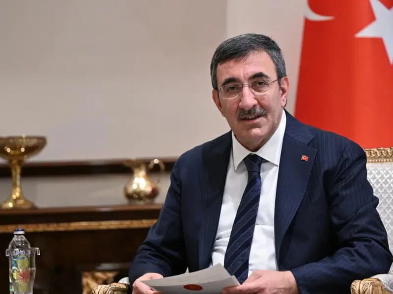 ** Cumhurbaşkanı Yardımcısı Yılmaz'dan Genç Çiftlere Maddi Destek Müjdesi

**