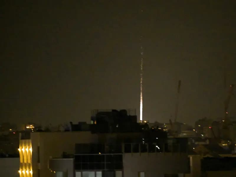 İran Savaşı 13. Gününde: Gece Boyu Sirenler Çaldı