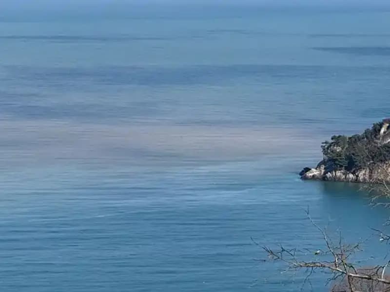 Bartın Irmağı’nın Çamurlu Suyu Denizde Renk Değişikliğine Neden Oldu