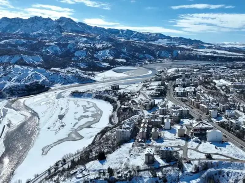 Tunceli’de Yaşanan Olumsuz Hava Koşullarıyla 131 Köy Yolu Ulaşıma Kapandı