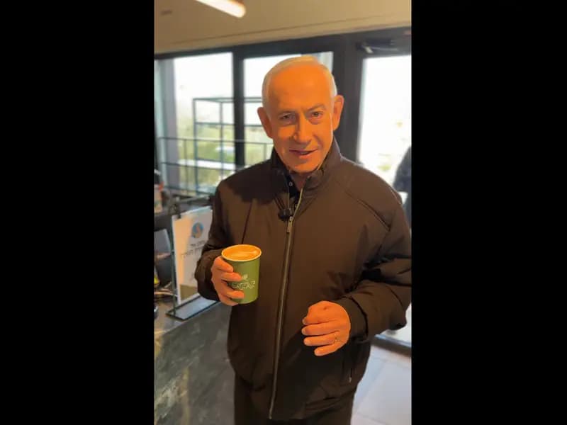 Netanyahu, "öldü" iddialarına yanıt verdi: Sosyal medya videosu