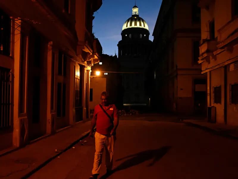 Küba, Petrol Kriziyle Yalnızlığa Terk Ediliyor